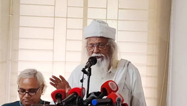 ড. ইউনূসের জুলাই ঘোষণাপত্র দেওয়ার কোনো অধিকার নেই : ফরহাদ মজহার