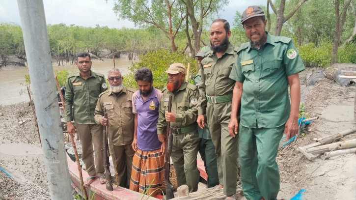 শ্যামনগরে ৬শ’ কেজি কাঁকড়াসহ আটক এক শ্যামনগরে ৬শ’ কেজি কাঁকড়াসহ আটক এক