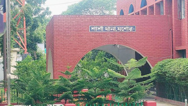 শার্শায় চাঁদা না পেয়ে বাড়িতে বোমা হামলা-ভাঙচুর