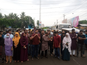 যশোরের চাঁচড়ায় এনসিপির ব্লকেড কর্মসূচি পালন