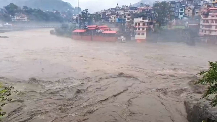 হিমাচলে টানা বৃষ্টির সঙ্গে ভয়াবহ বন্যা-ভূমিধস, নিহত অন্তত ৬৩ হিমাচলে টানা বৃষ্টির সঙ্গে ভয়াবহ বন্যা-ভূমিধস, নিহত অন্তত ৬৩