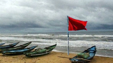 সাগরে লঘুচাপ, সমুদ্রবন্দরে ৩ নম্বর সতর্ক সংকেত