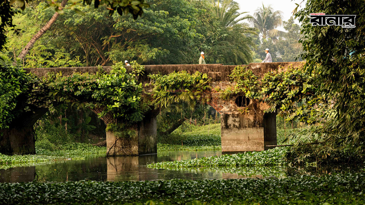 ইতিহাসের নীরব সাক্ষী সতীঘাটা সেতু