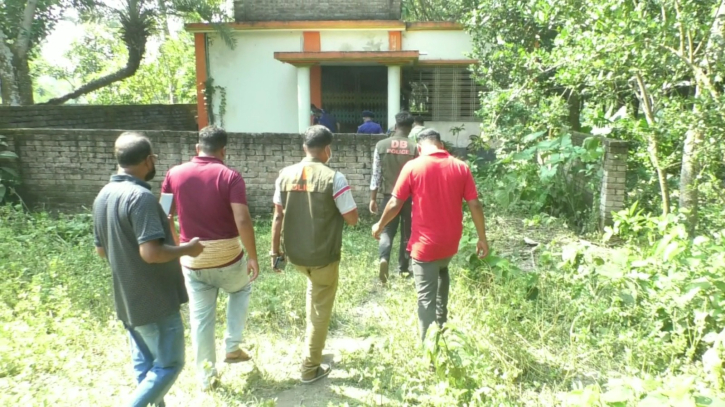 শার্শায় নিখোঁজ ভ্যানচালকের বাক্সবন্দি মরদেহ উদ্ধার শার্শায় নিখোঁজ ভ্যানচালকের বাক্সবন্দি মরদেহ উদ্ধার