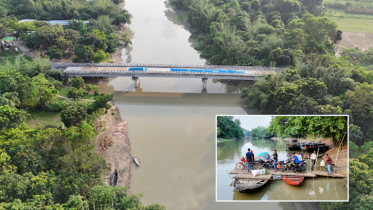 নিঃসঙ্গ এক স্থাপনা পৌনে ৭ কোটি টাকা ব্যয়ে নির্মিত ‘সড়কবিহীন সেতু’