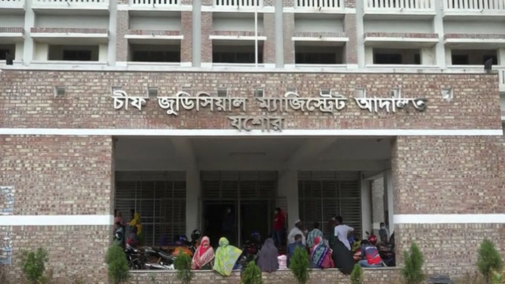 যশোরে জাল ওয়ারিশ সনদ দেওয়ায় ইউপি প্রশাসকের বিরুদ্ধে মামলা