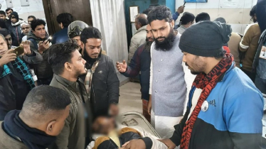 কুড়িগ্রামে এনসিপির প্রার্থীর গাড়িতে হামলা, আহত ৫