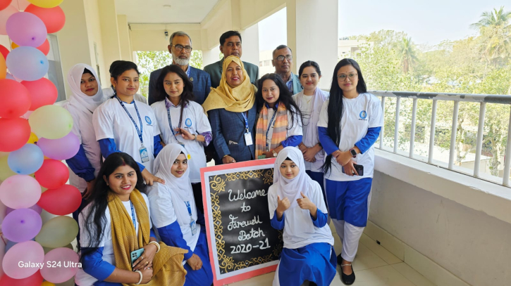 যশোর ক্যান্টনমেন্ট কলেজে শিক্ষার্থীদের বিদায় অনুষ্ঠান