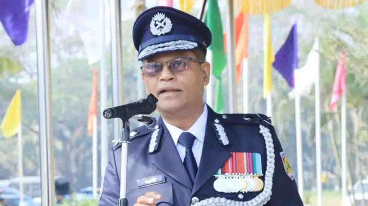 পুলিশের নতুন আইজিপি আলী হোসেন ফকির