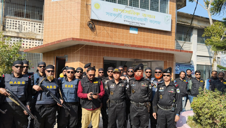 পিরোজপুরে নির্বাচনী নিরাপত্তায় র‌্যাবের মহড়া