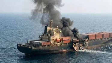 হরমুজ প্রণালিতে কার্গো জাহাজে হামলা