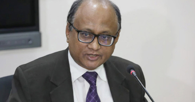 আজই পদত্যাগ করতে পারেন দুদক চেয়ারম্যান ও ২ কমিশনার