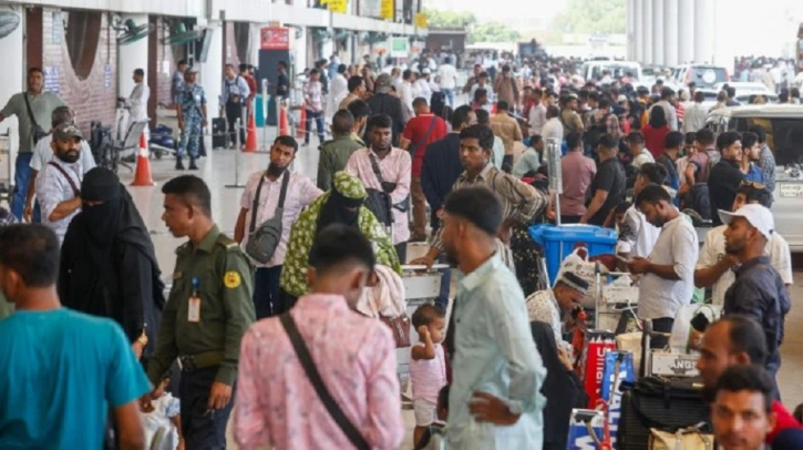 ঢাকা-রিয়াদ ৬১ ফ্লাইট বাতিল, ভোগান্তিতে ৯ হাজার যাত্রী