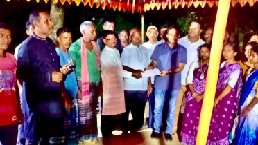 হাকিমপুরে ক্ষুদ্র নৃগোষ্ঠীর কারাম উৎসবে সরকারি অনুদান হাকিমপুরে ক্ষুদ্র নৃগোষ্ঠীর কারাম উৎসবে সরকারি অনুদান