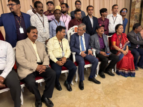 রাষ্ট্রপতির সঙ্গে কল্যাণ ফন্টের নেতৃবৃন্দের সৌজন্য সাক্ষাৎ রাষ্ট্রপতির সঙ্গে কল্যাণ ফন্টের নেতৃবৃন্দের সৌজন্য সাক্ষাৎ
