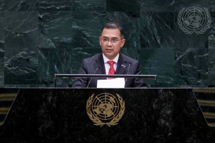 সমৃদ্ধ ও গণতান্ত্রিক বাংলাদেশ গড়ার অঙ্গীকার প্রধানমন্ত্রীর