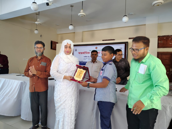 রাজারহাটে নানা আয়োজনে আন্তর্জাতিক সাক্ষরতা দিবস পালন